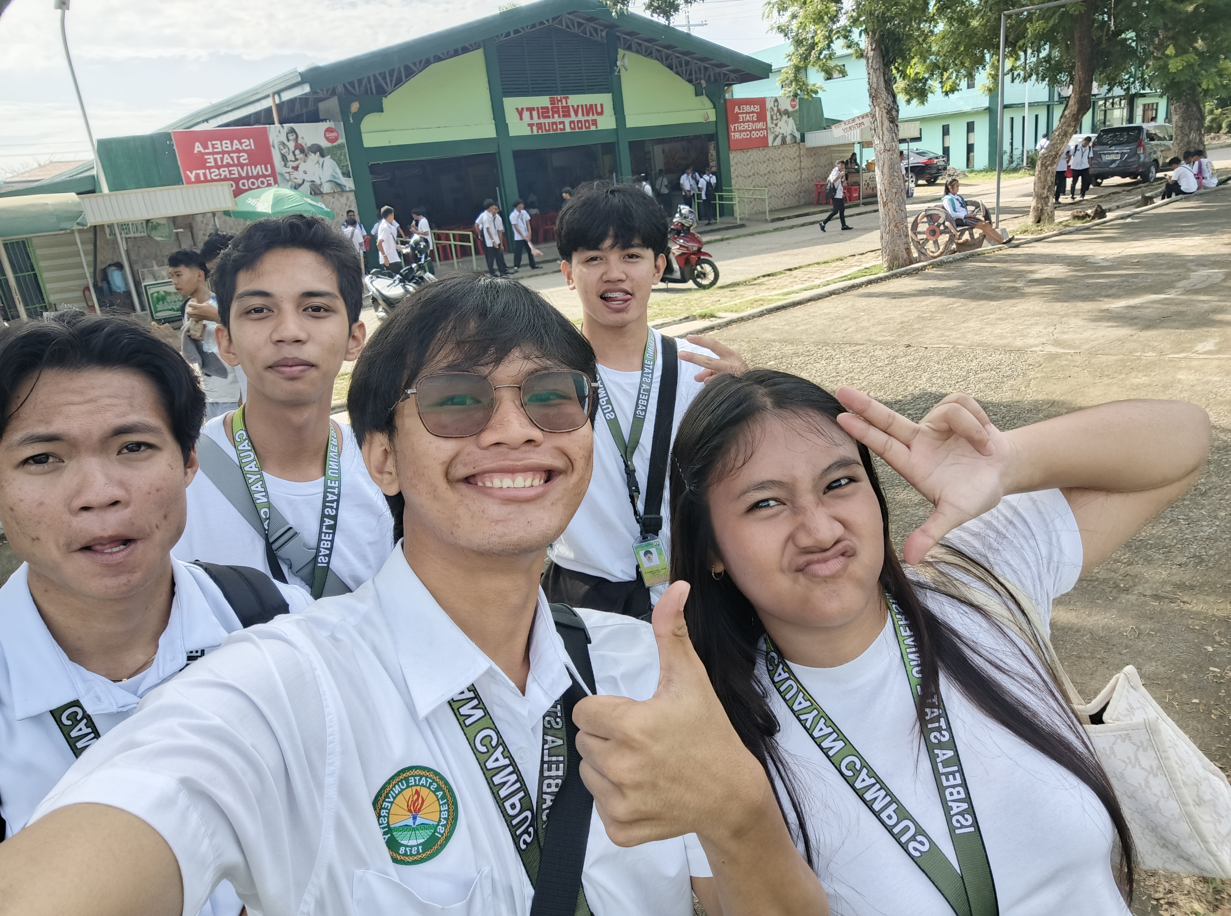 ISU Cauayan outdoor group outing